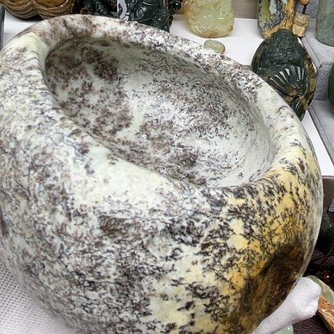 岫岩河磨玉（透闪石质玉）挂件未镶嵌沙****水