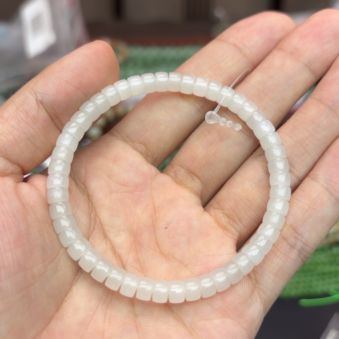 和田玉手串未镶嵌