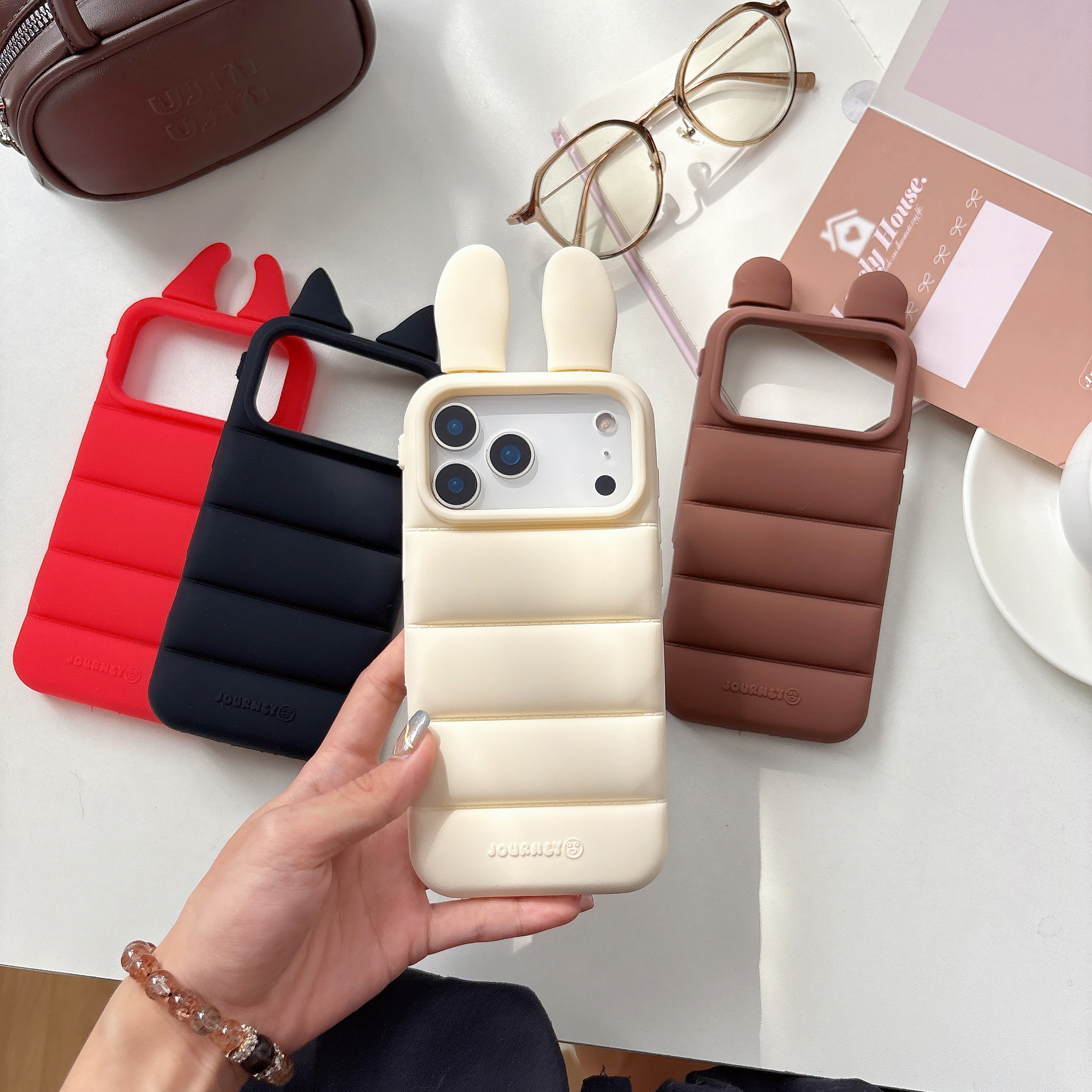 【苹果】轻奢硅胶可拆卸小耳朵可爱风适用苹果17p/16/15/14手机壳