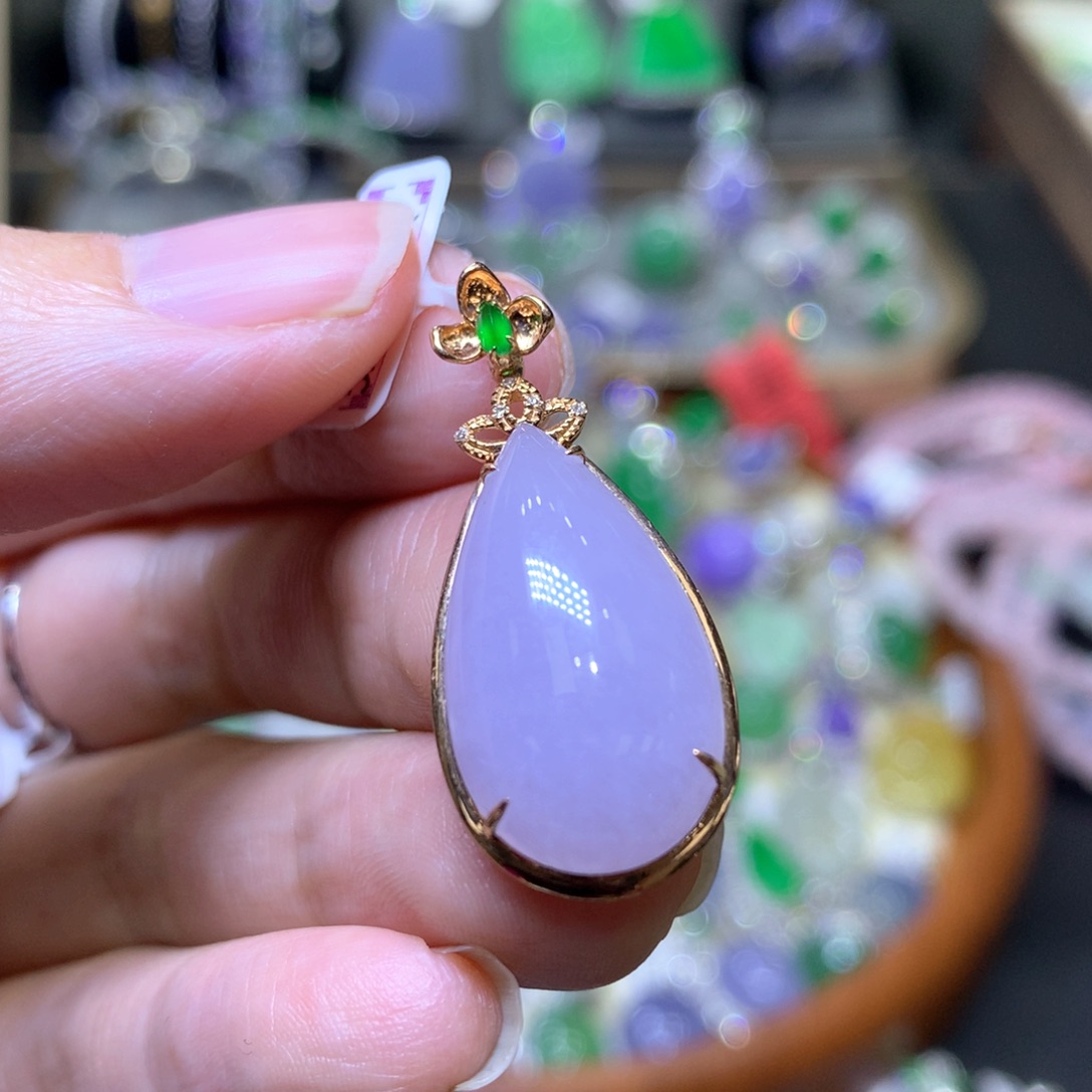 【闪购商品】翡翠颈饰18K金镶嵌翡翠吊坠项链