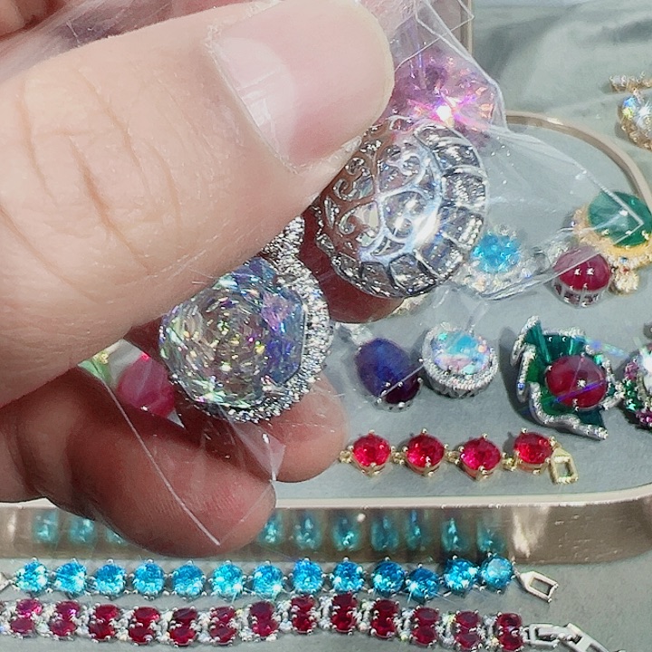 非金属红色蓝色满镶嵌吊坠戒指