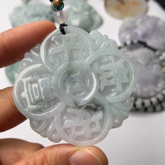 翡翠未镶嵌挂件翡翠