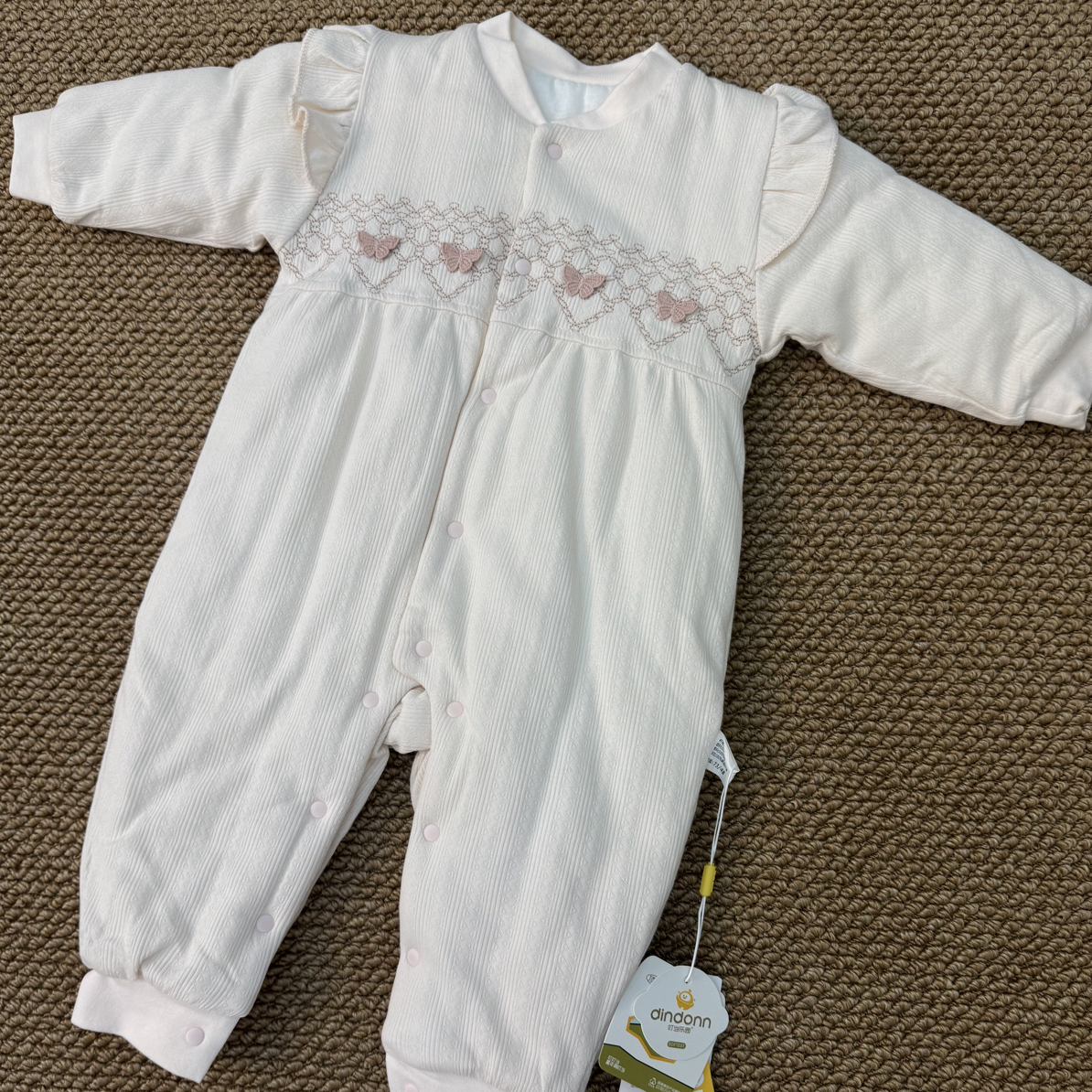 女宝加棉连体爬服外出服蝴蝶款