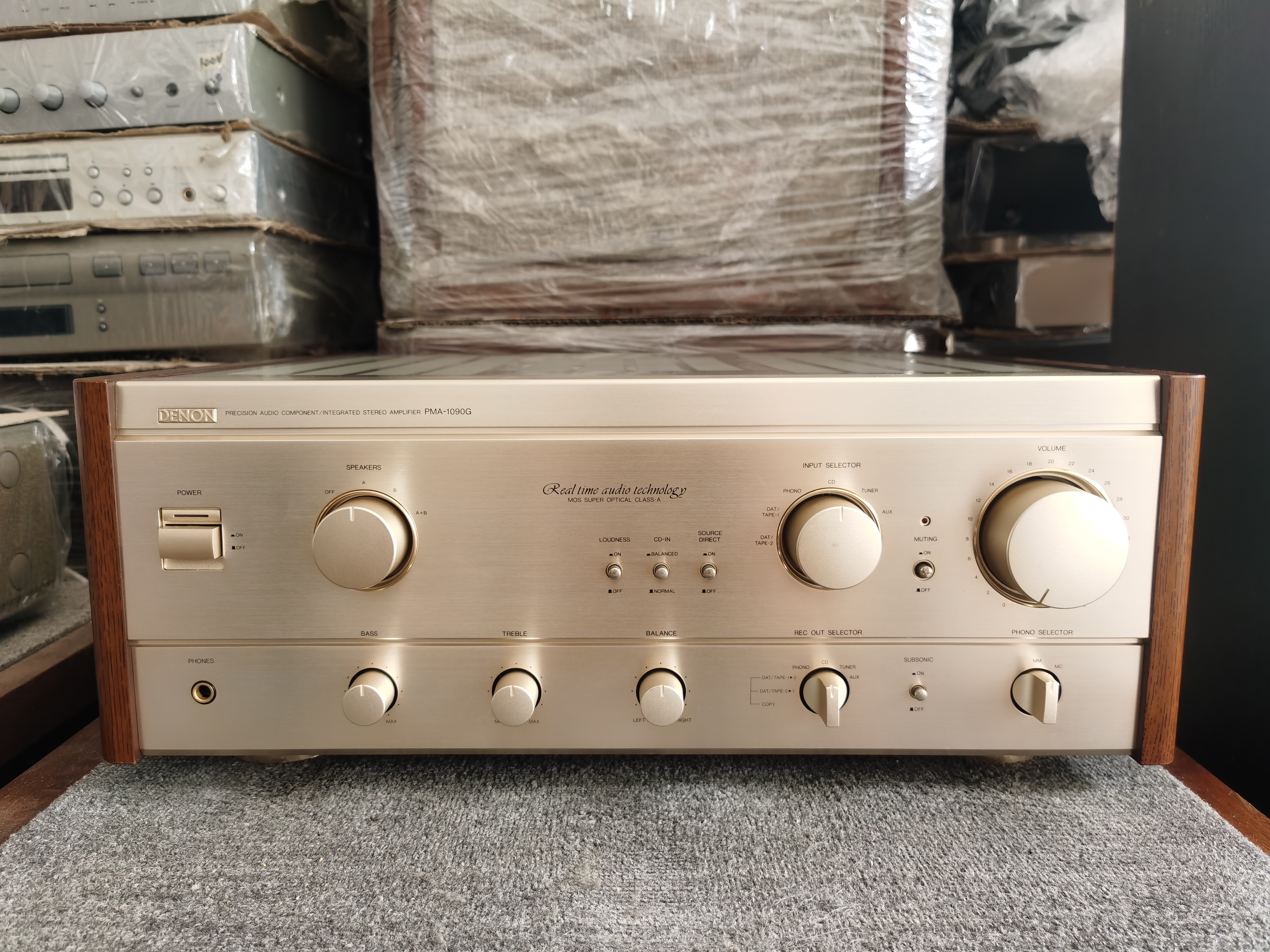 天龙功放1090G，使用100伏，不包邮，不支持七天无理由退换