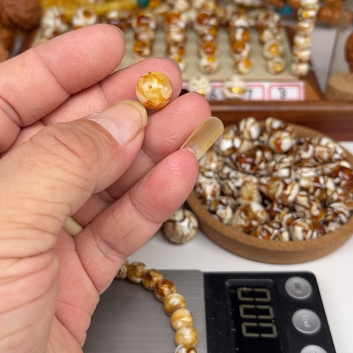 琥珀裸石未镶嵌小***99号