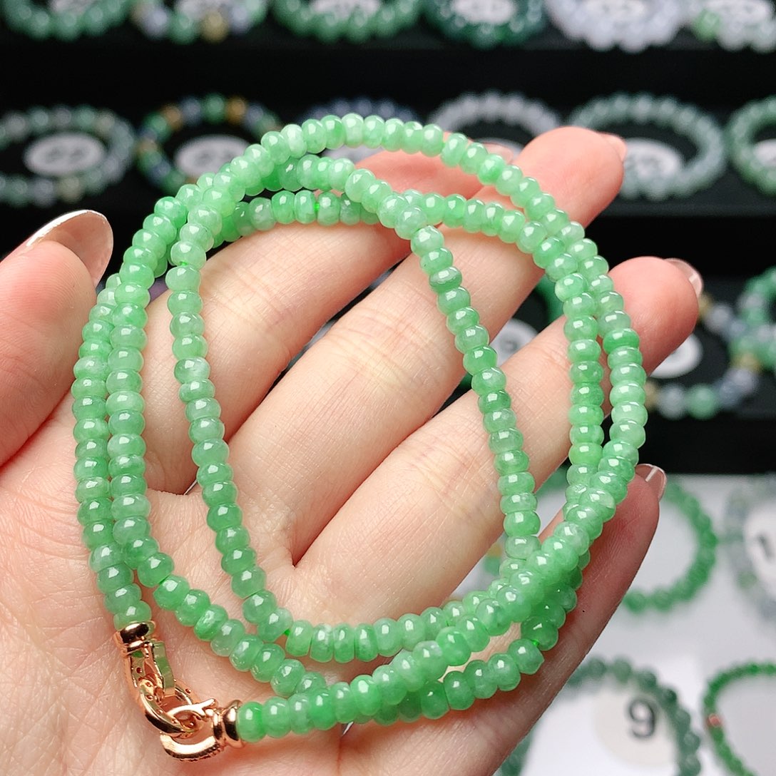 翡翠手链未镶嵌翡翠