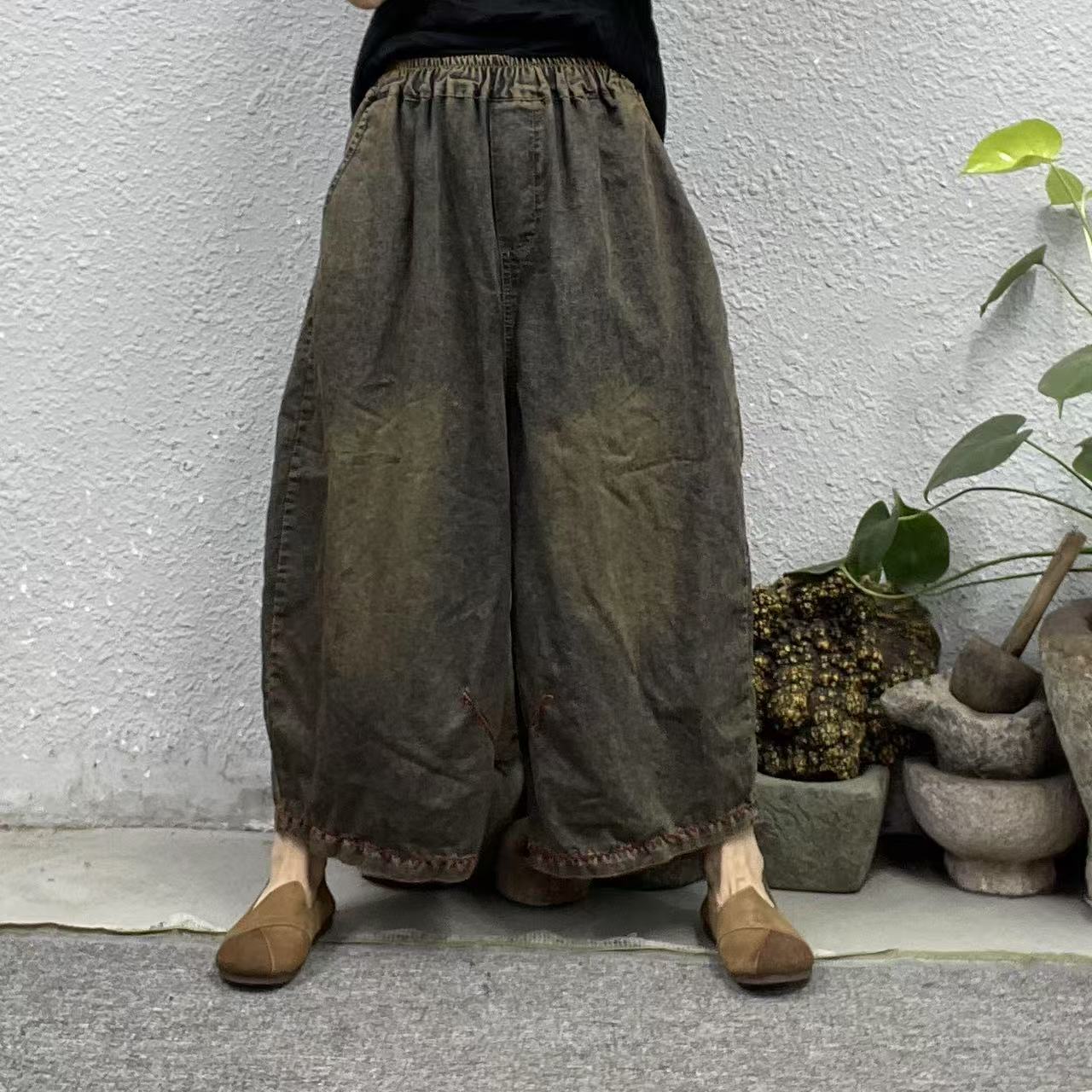 26026薄料下摆绣红线内抽绳炒色牛仔裤（长86臀围128脚口64