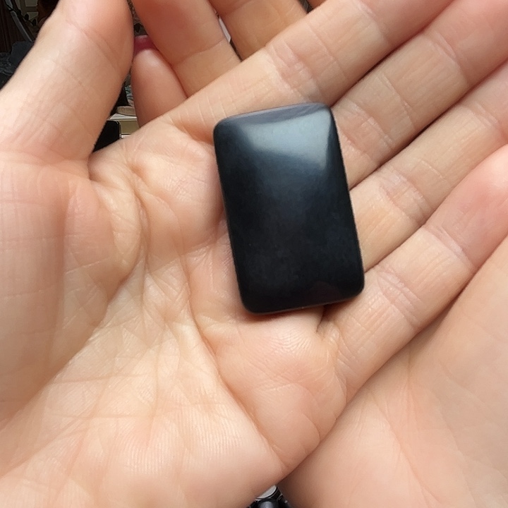 和田玉（墨玉）未镶嵌手链面包牌