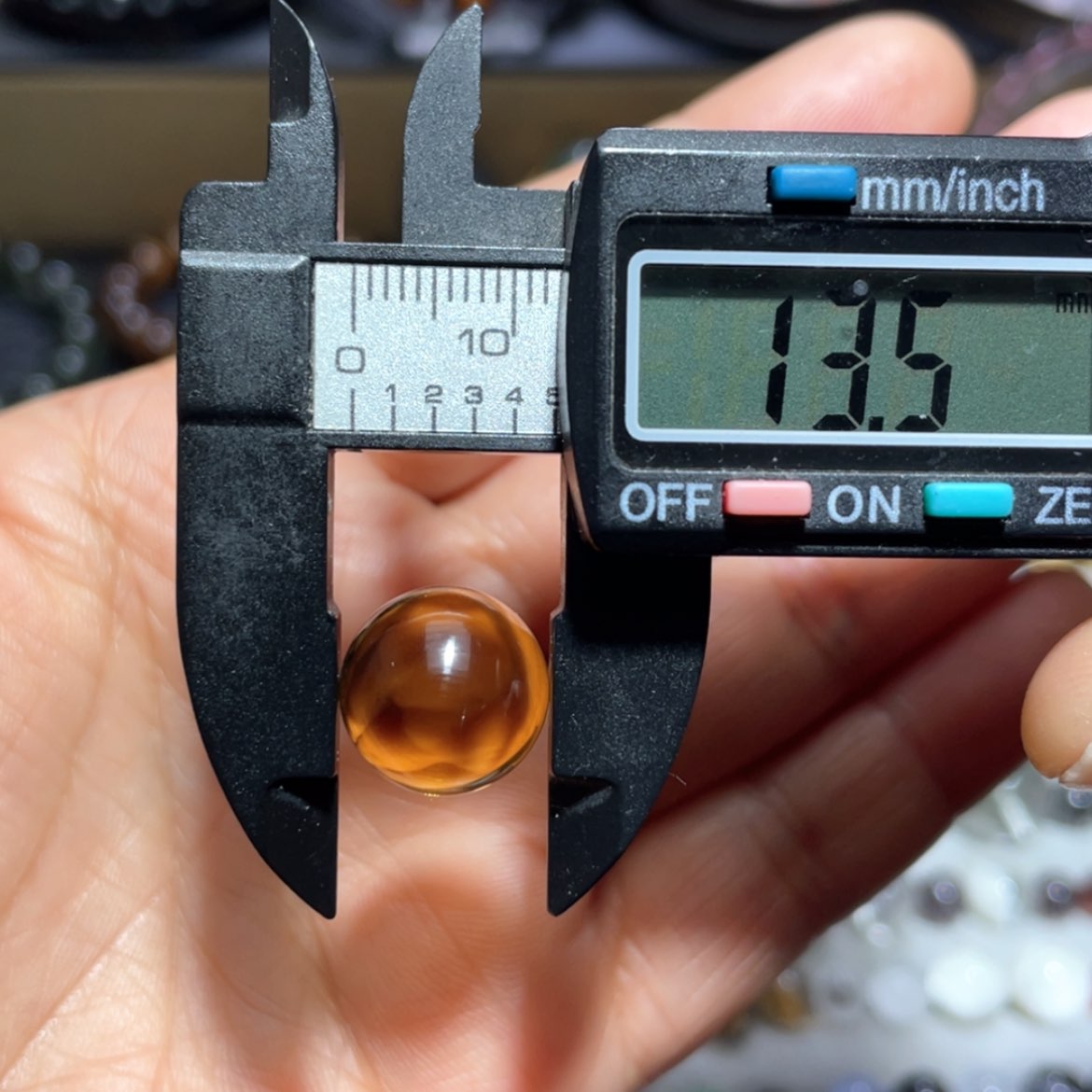 【闪购商品】水晶单珠未镶嵌金红料黄水晶单珠打孔不退不换