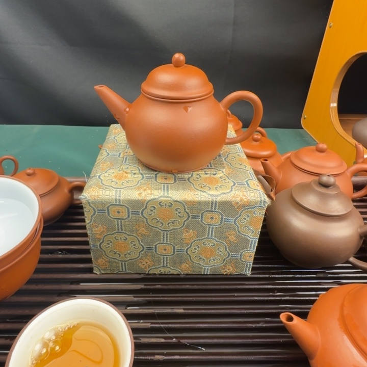 朱泥线瓢芭乐壶容量110cc