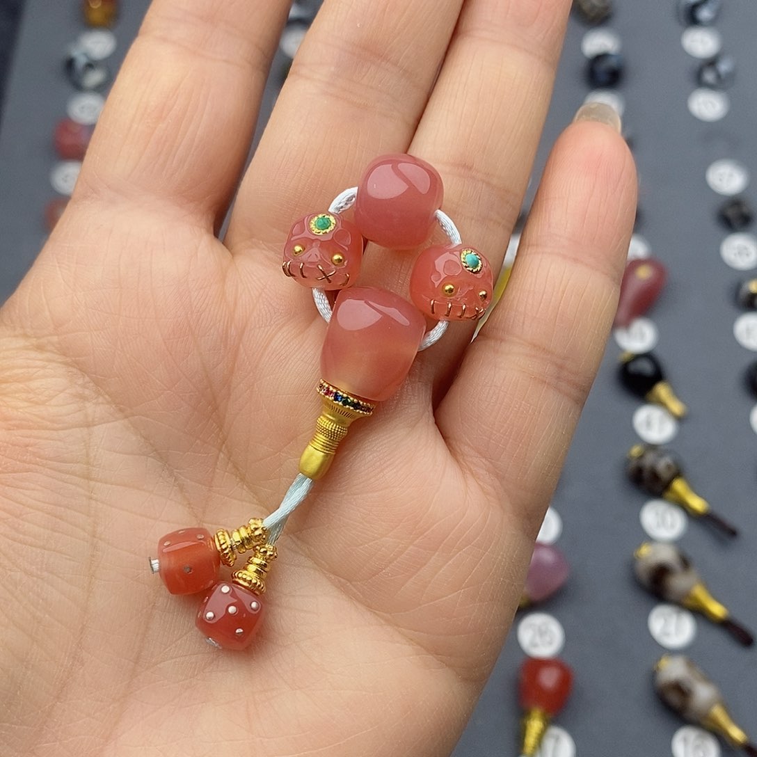 玛瑙/玉髓饰品合金