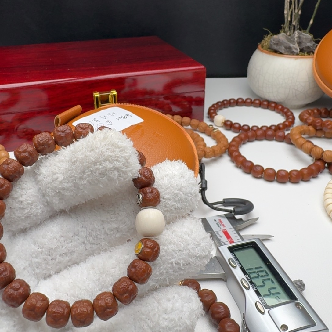 J***者猴头核桃手串配饰