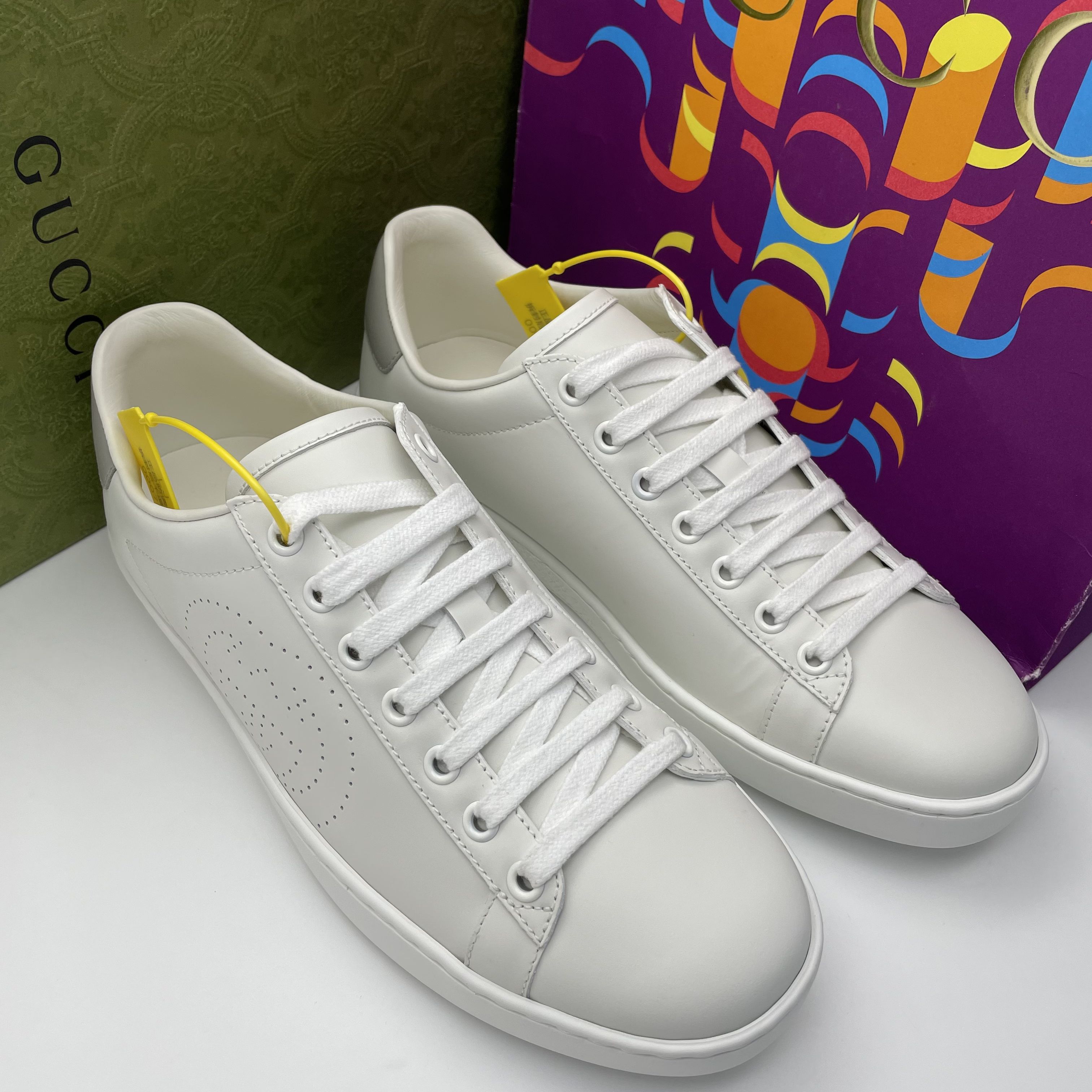 未使用 GUCCI/古驰 /38.5欧码/白色侧面双G镂空时尚板鞋/全套