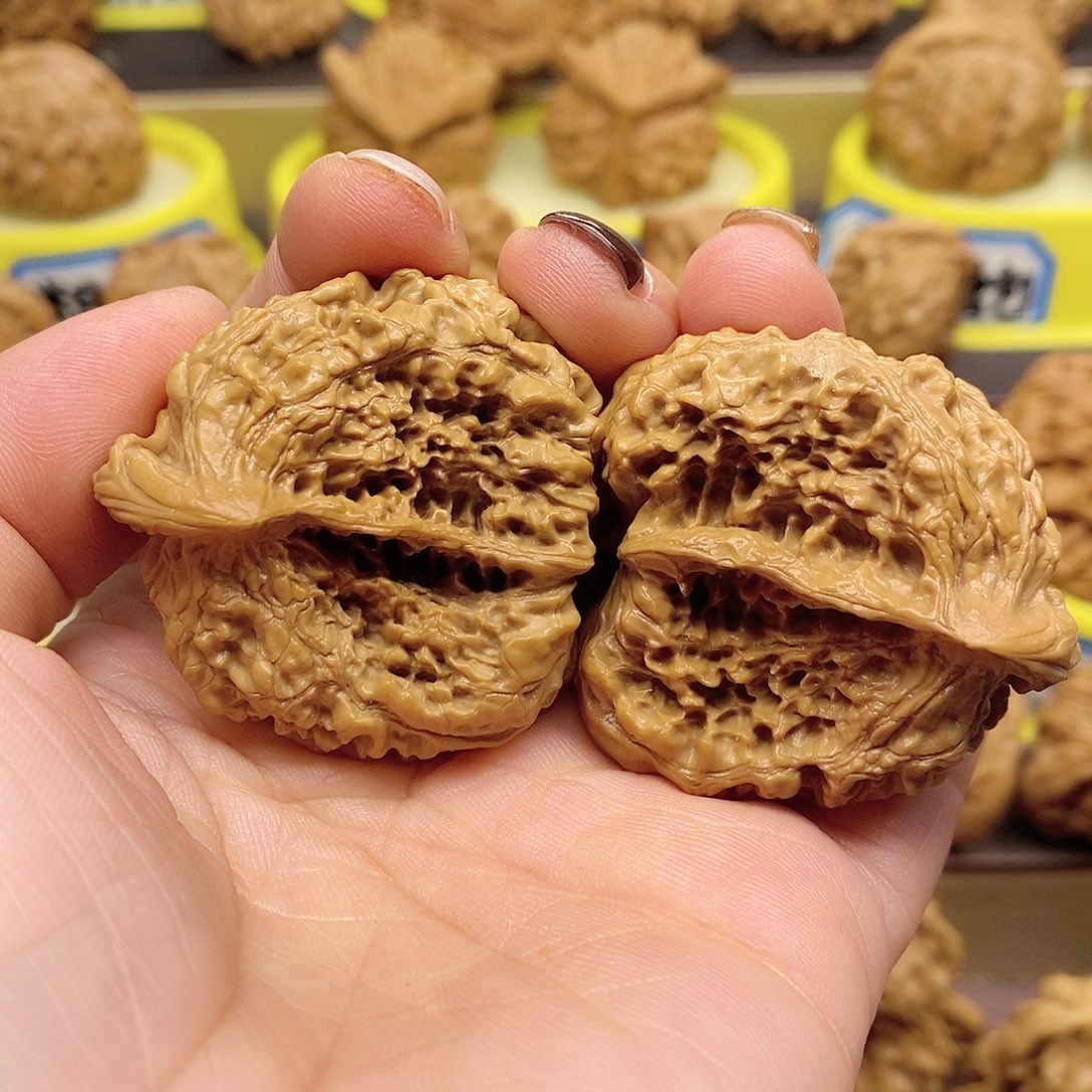 文玩核桃吊坠座山雕