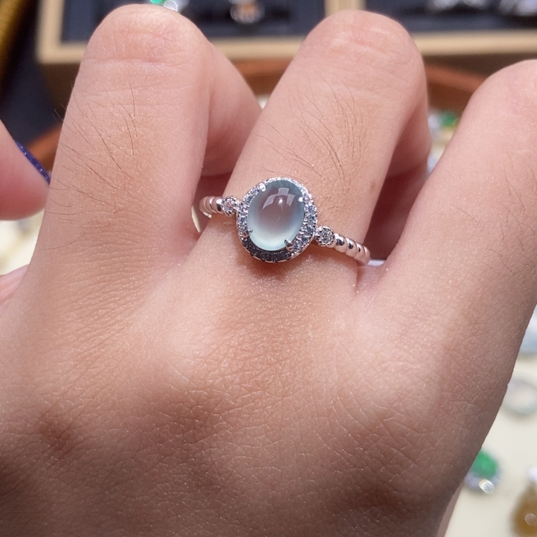 翡翠戒指银S925镶嵌纯天然缅甸翡翠A货戒指