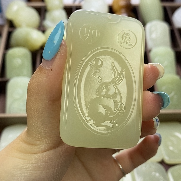 昆仑石双面守护兔