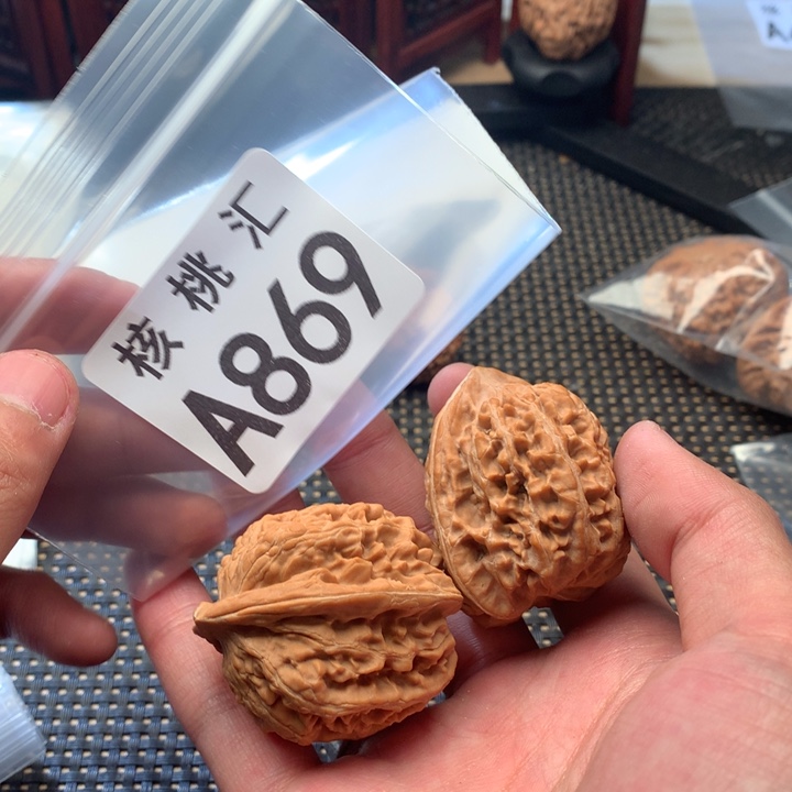 文玩核桃吊坠兵马俑