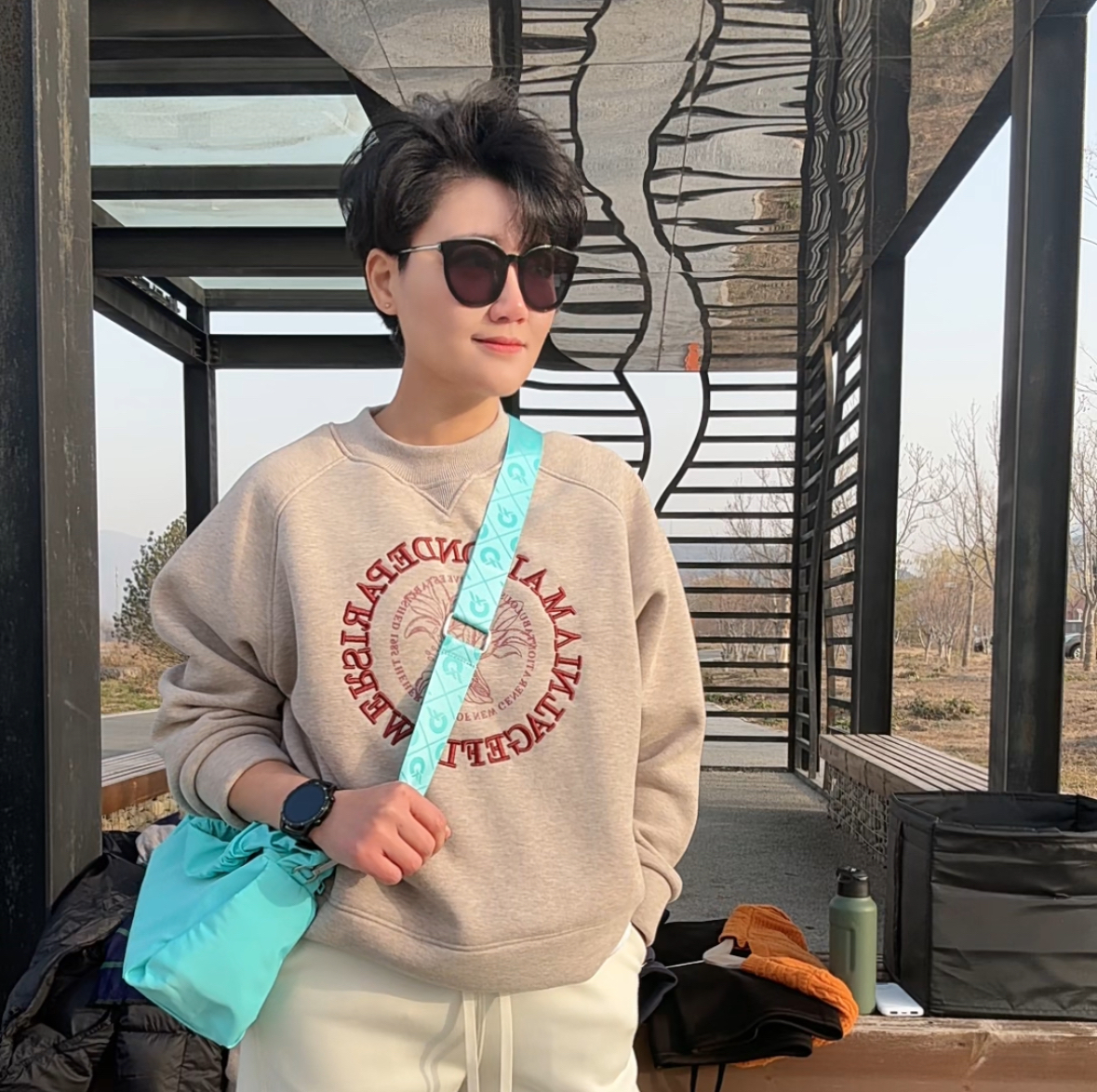 冬季新款加绒加厚【百合花】圆领常规款刺绣卫衣 2627 Y