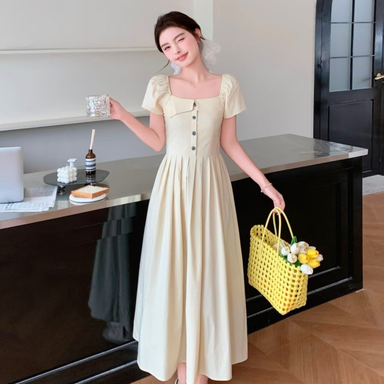 5922时尚连衣裙2025夏季新款洋气减龄显瘦方领泡泡袖中长款A字裙