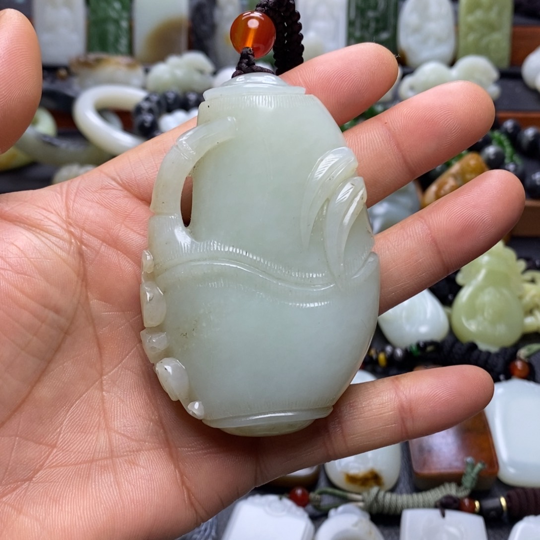 颈饰未镶嵌和田玉