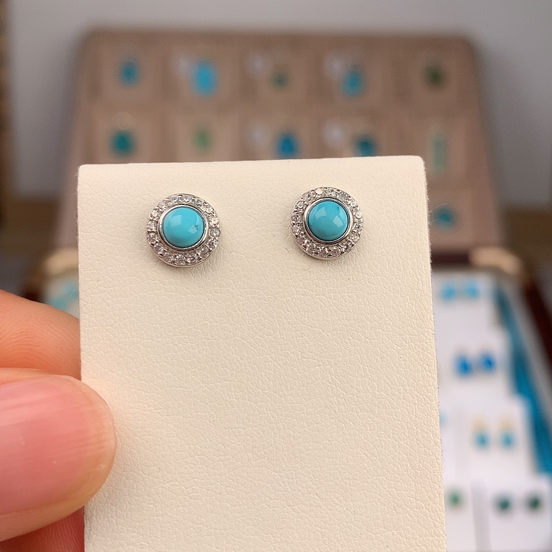 绿松石未镶嵌耳饰