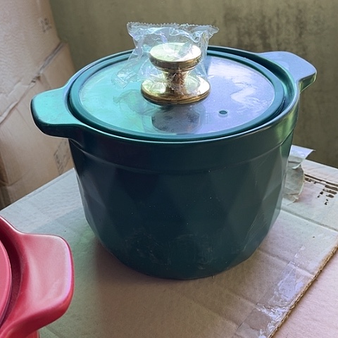 微瑕，明火，口径约19厘米，高14相**缘，3.5L