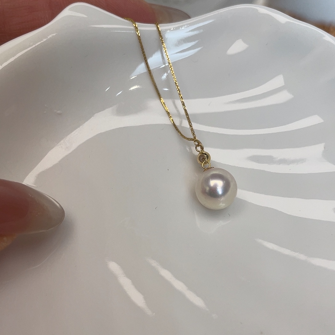 颈饰18K金镶嵌海水珍珠