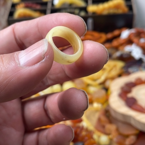 手串琥珀未镶嵌吊坠