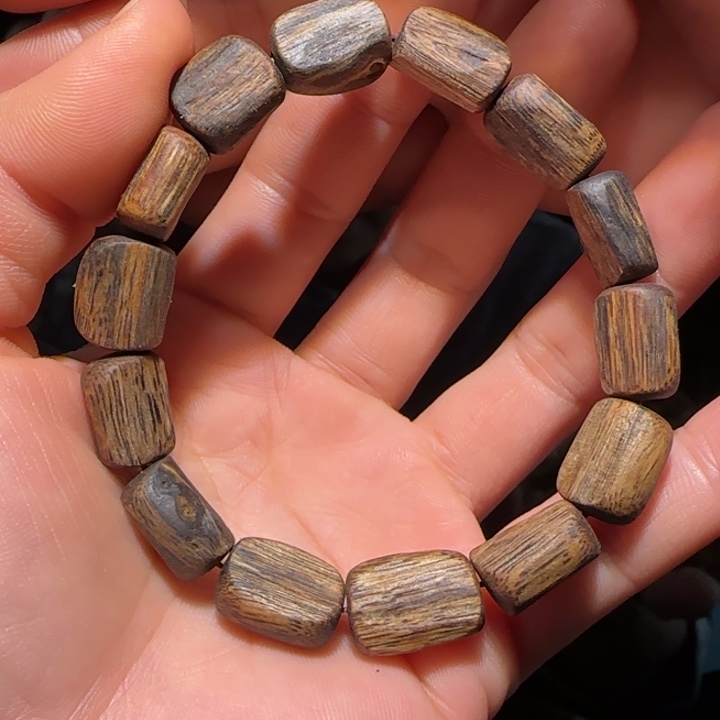 手串沉香海南老白棋手串9克