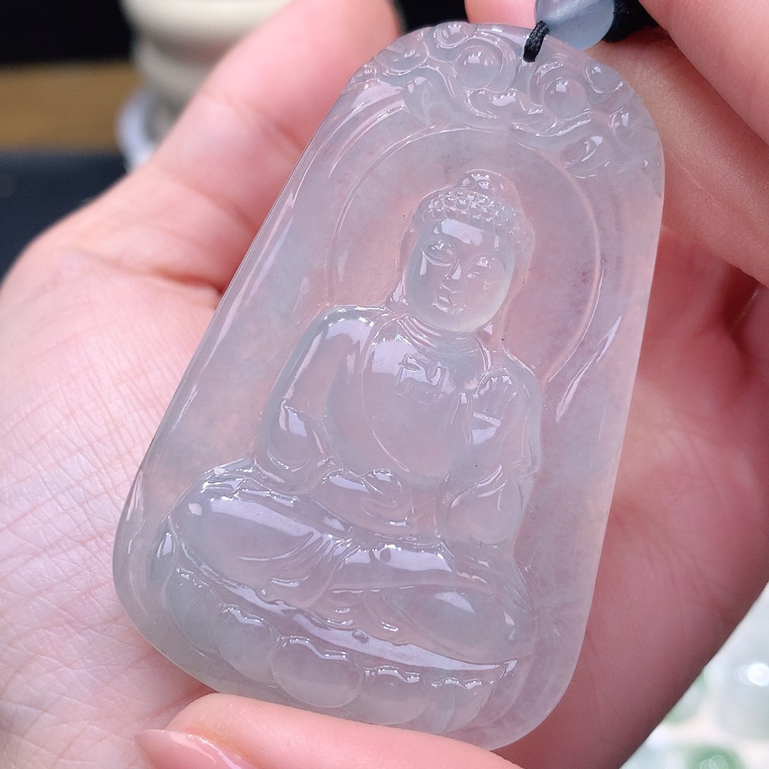 颈饰18K金镶嵌翡翠白冰大日如意