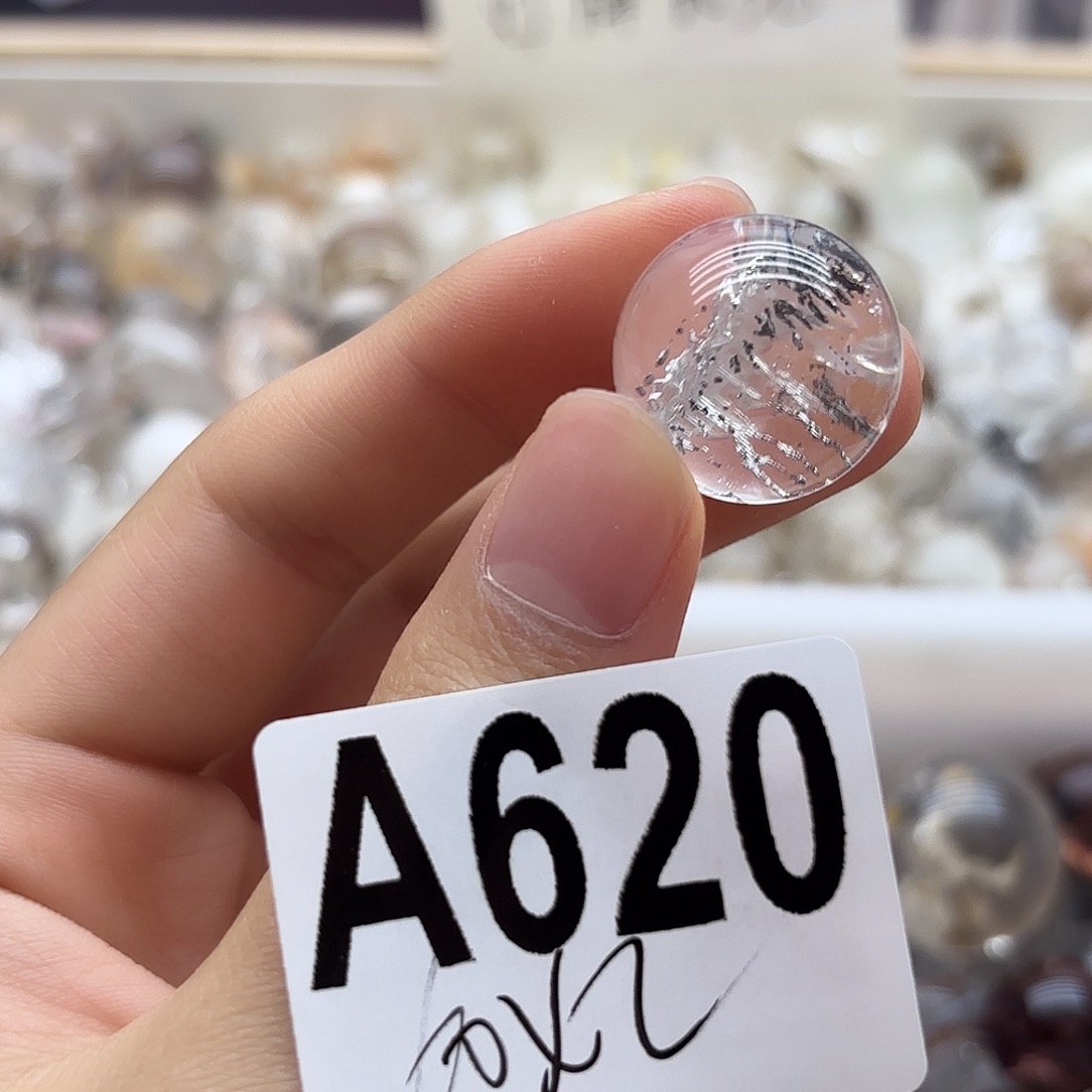 s***…珠宝半成品未镶嵌水晶620