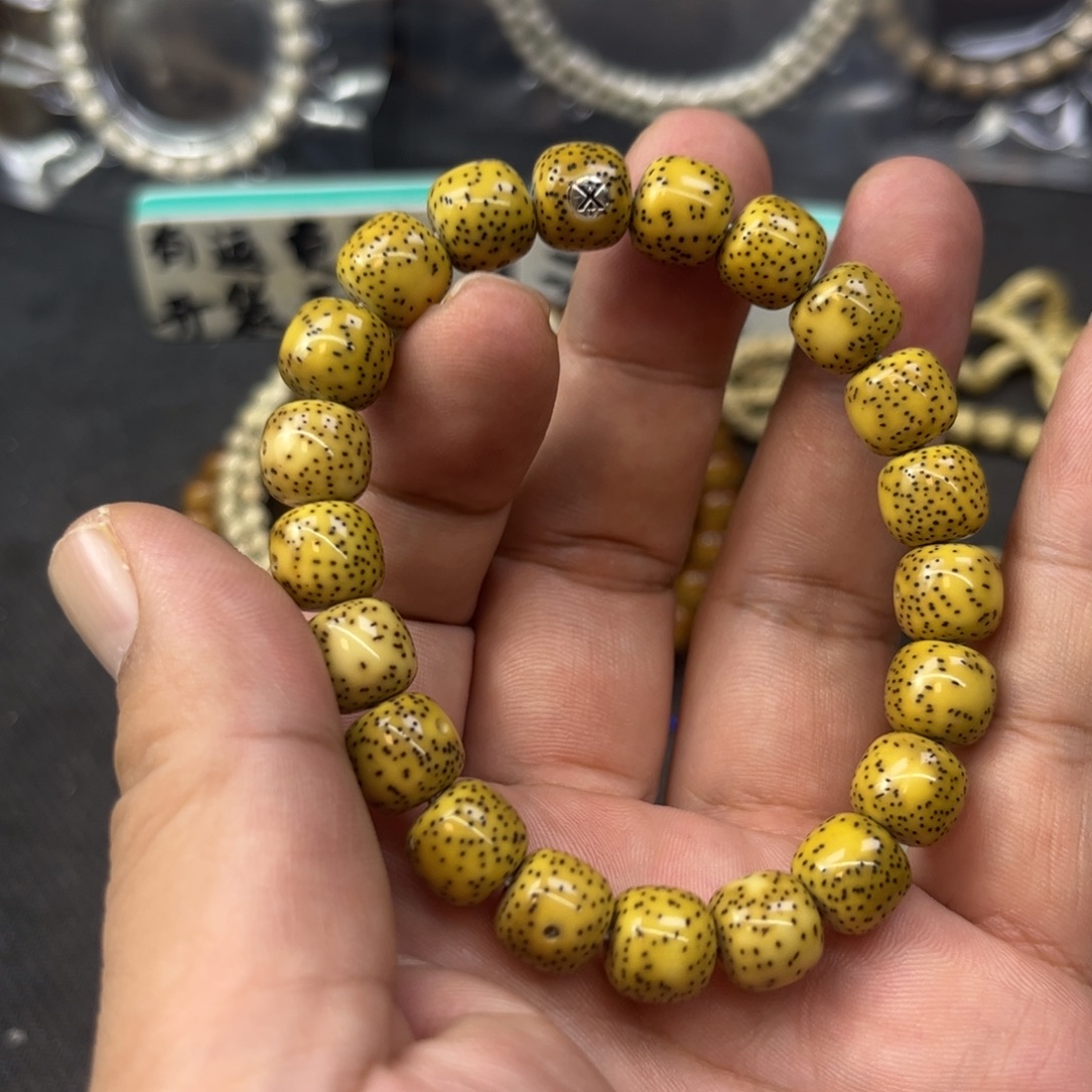 用***3手串星月菩提10.8老型 月朗星稀 单圈