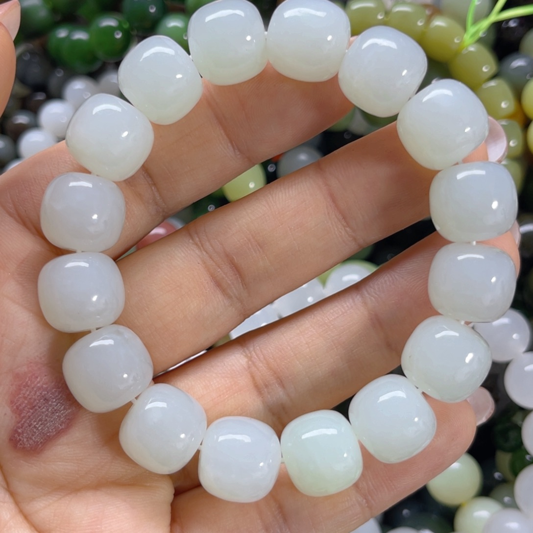 未镶嵌手串和田玉