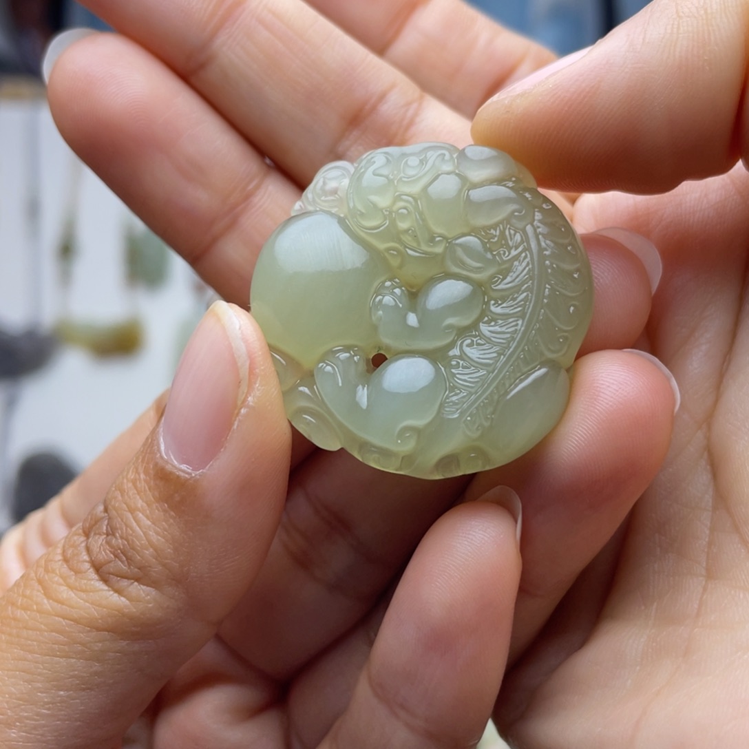 一****和田玉未镶嵌吊坠(不含链)