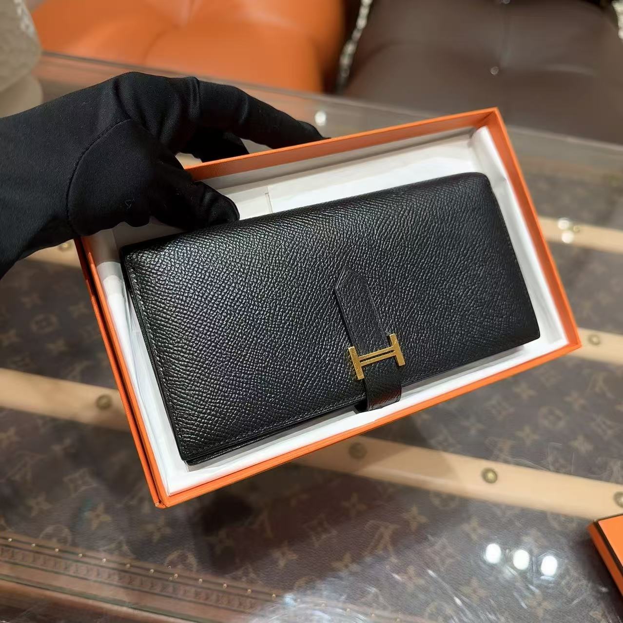 99新 Hermes/爱马仕 Bearn 黑色 金扣 H扣长款钱包