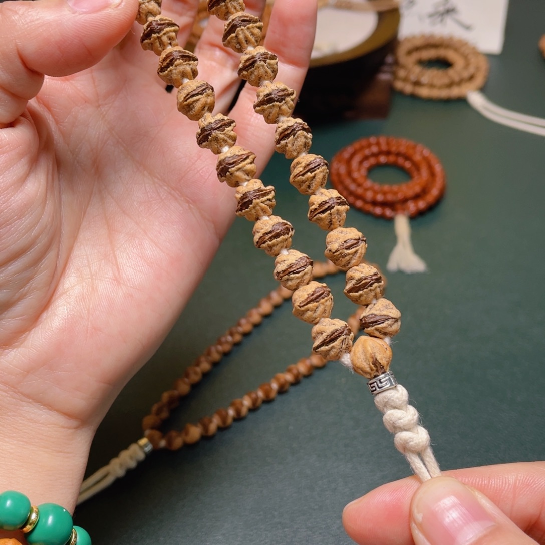 柏香籽/百香籽吊坠红牙金蟾手持