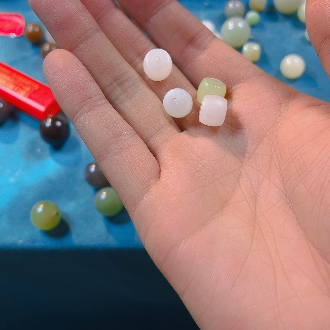 和田玉散珠9x10直切散珠未镶嵌