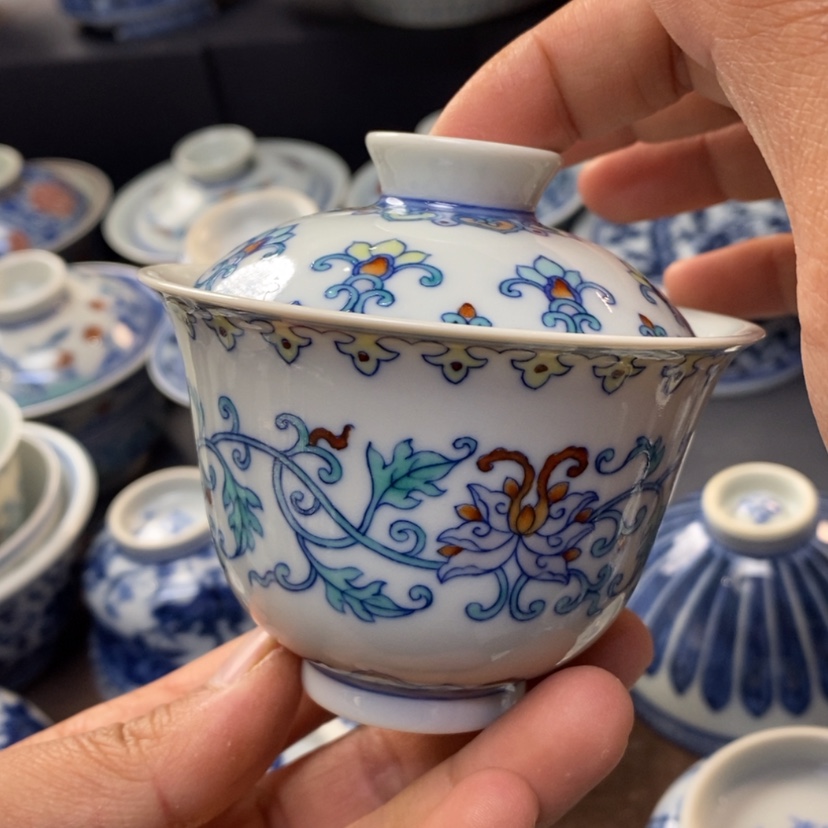 【闪购商品】景德镇青花斗彩盖碗