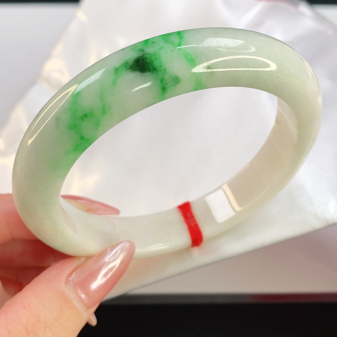 翡翠未镶嵌手镯241翡翠