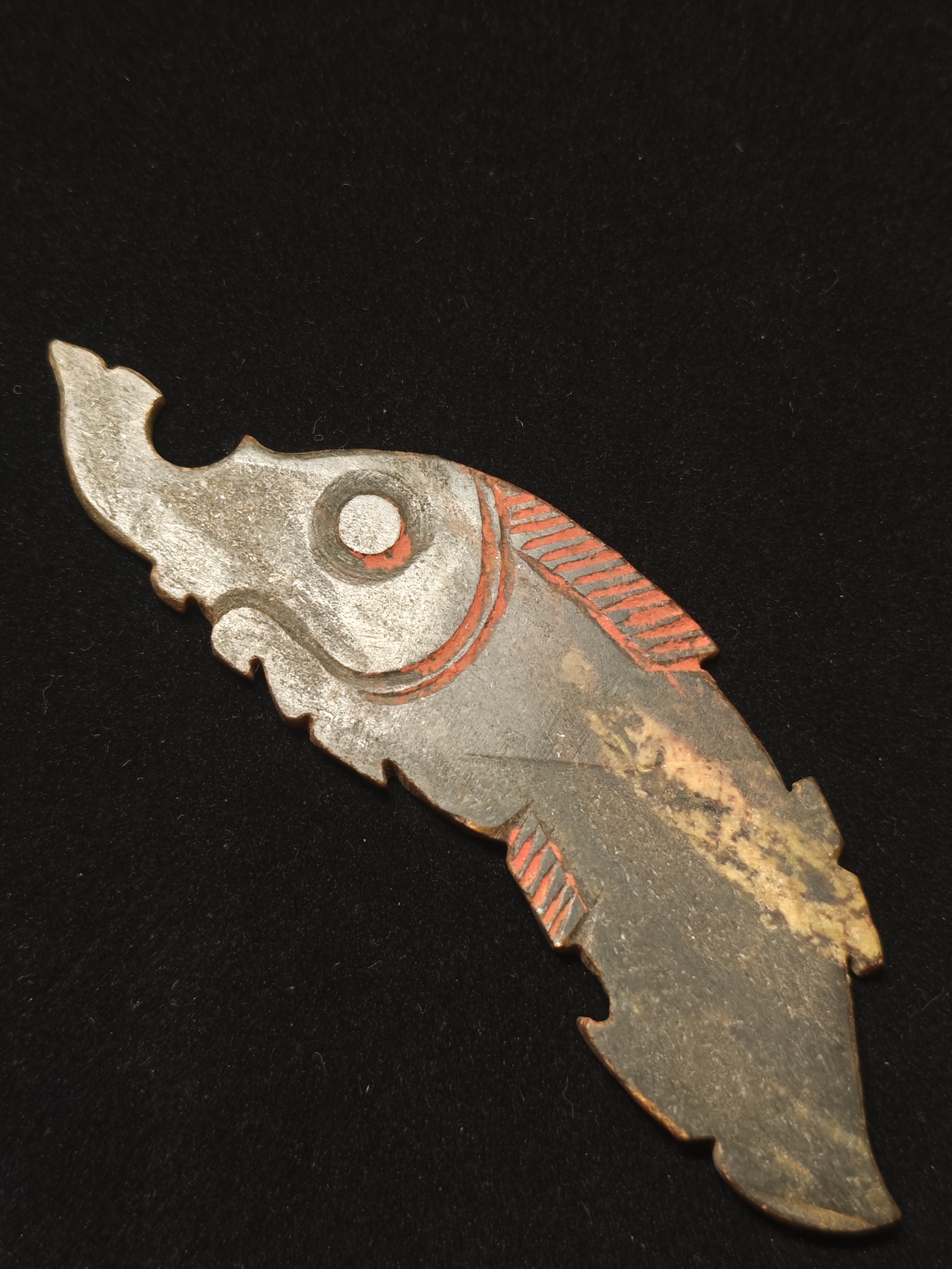 阿商风格象鼻鱼玉佩