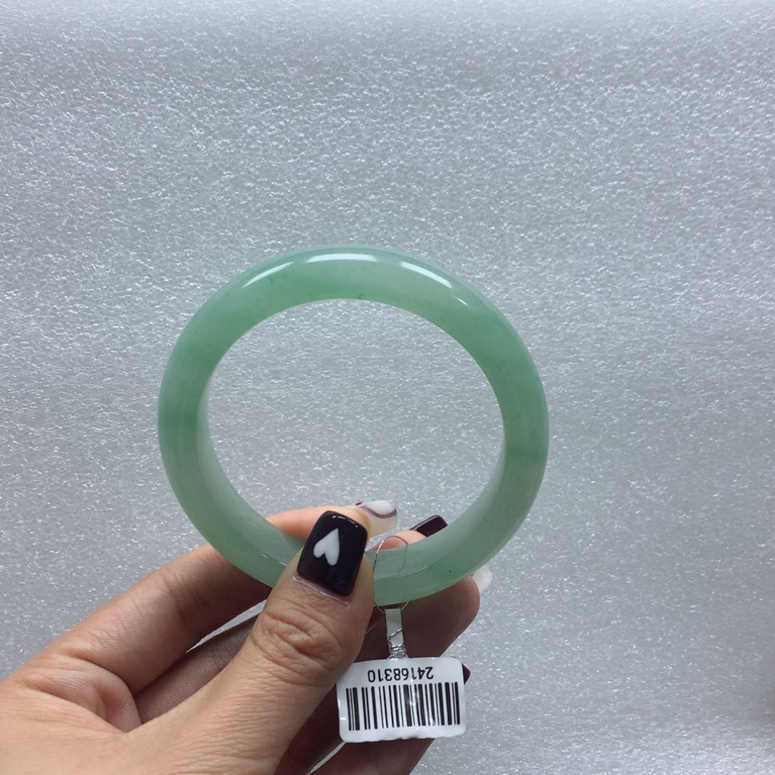 石英质玉手镯未镶嵌小武5758+多人