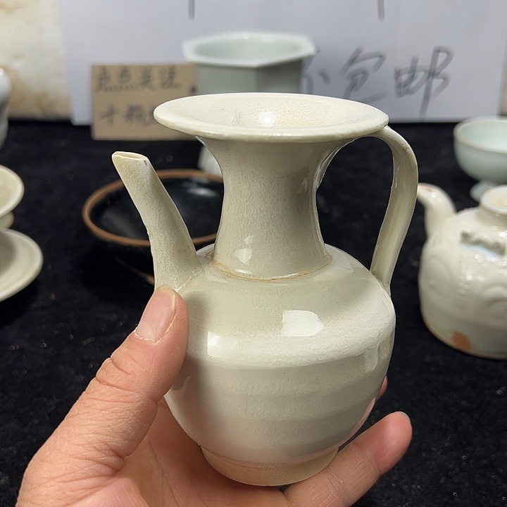 陶其他景德镇窑小酒壶
