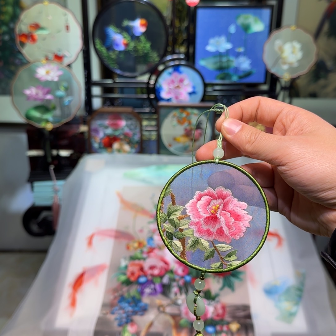 刺绣刺绣工艺精湛