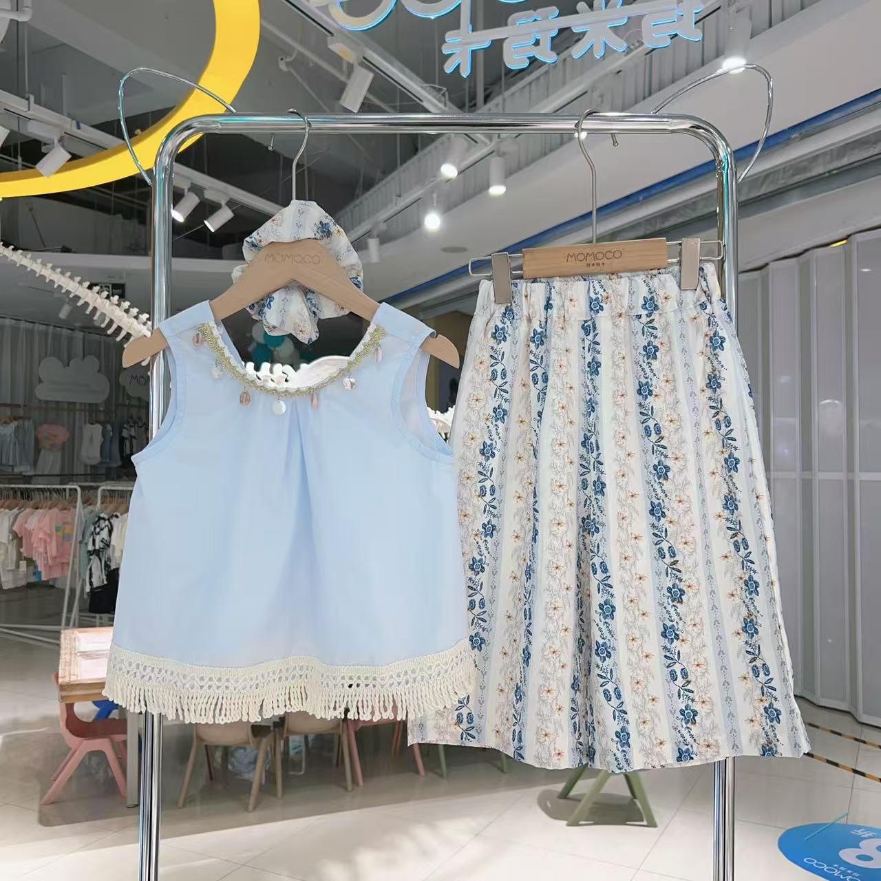 MOMOCO夏季女童时髦民族风无袖碎花阔腿裤套装77630579004