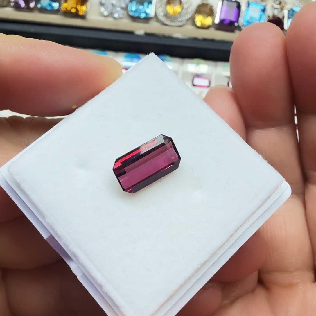 珠宝半成品石榴石未镶嵌抢购福利款来石榴石全净无暇卡11.8×6.6