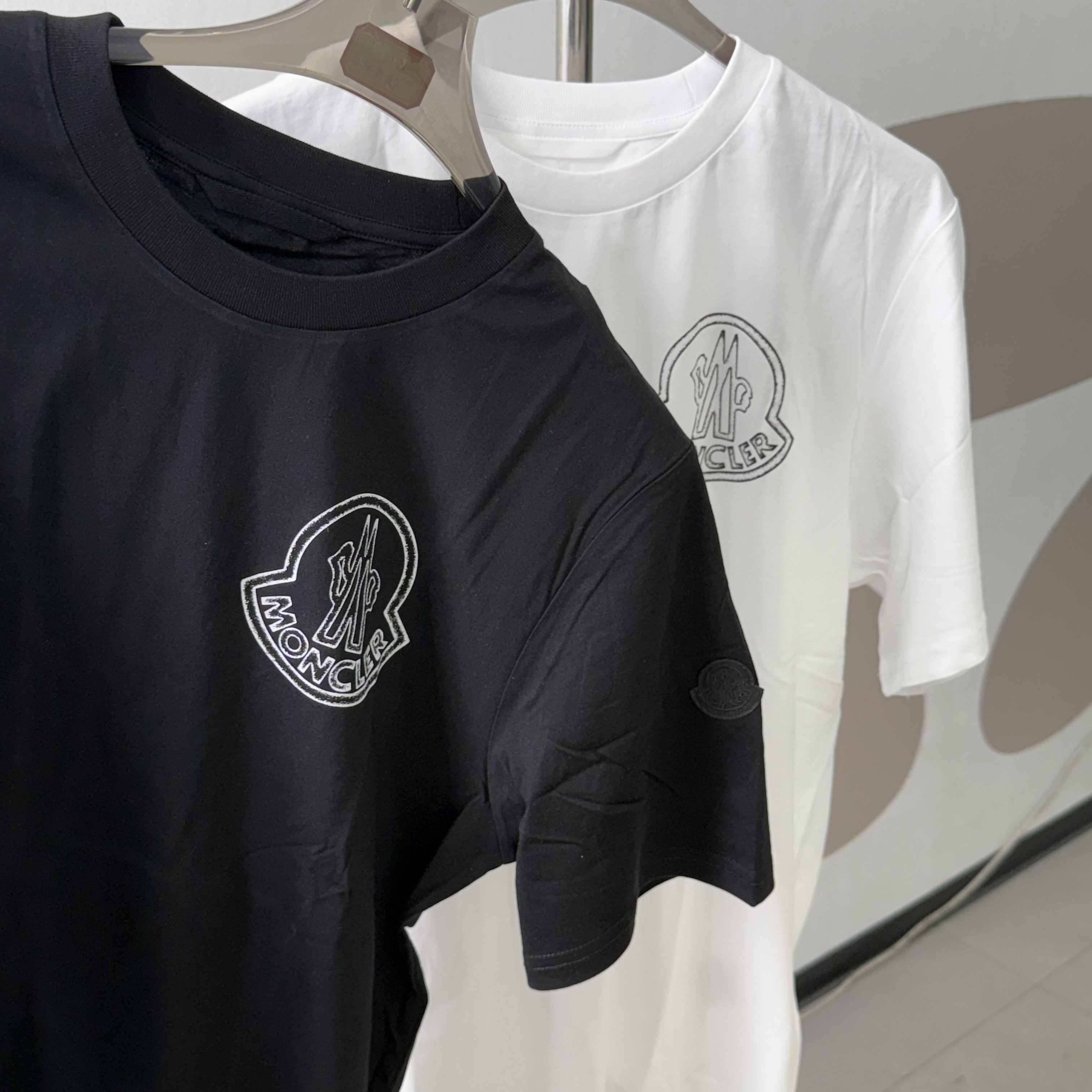 99新 MONCLER 新款标识印花圆领 男士T恤 mm106