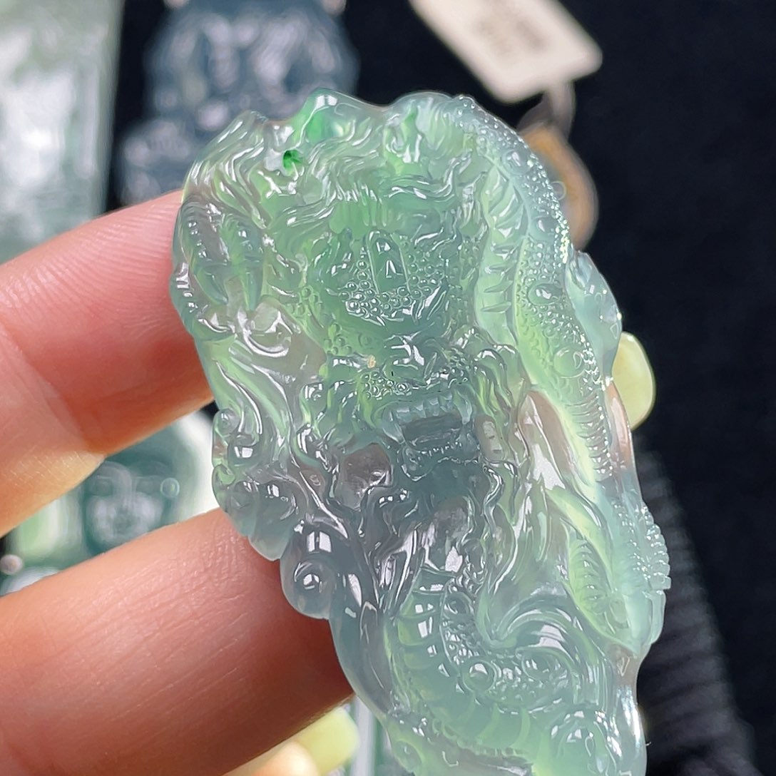 颈饰未镶嵌翡翠9，