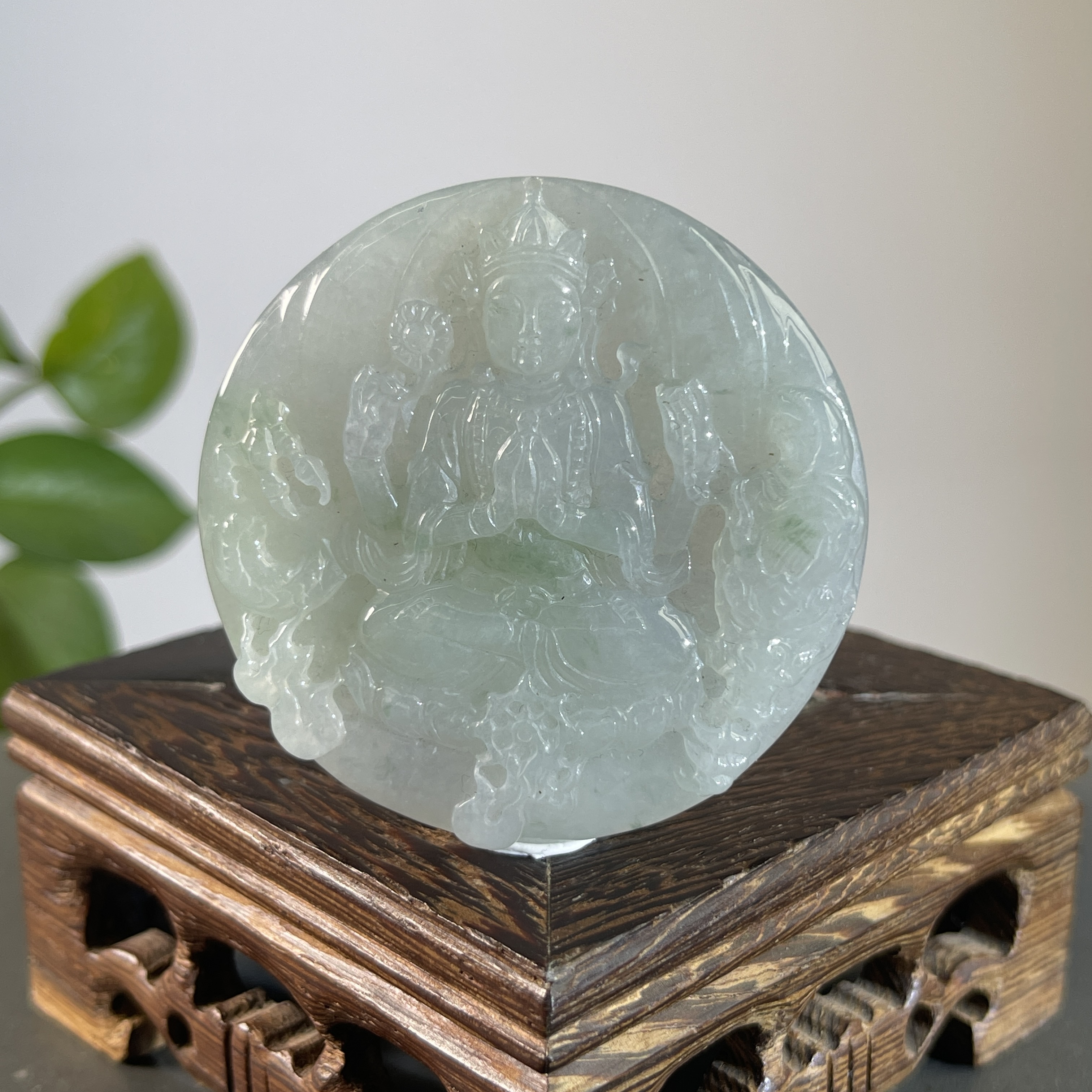 JGB20-73   天然缅甸A货翡翠    四臂观音