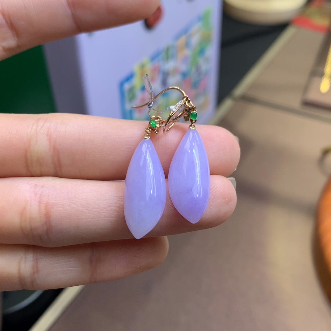 翡翠18K金镶嵌颈饰翡翠