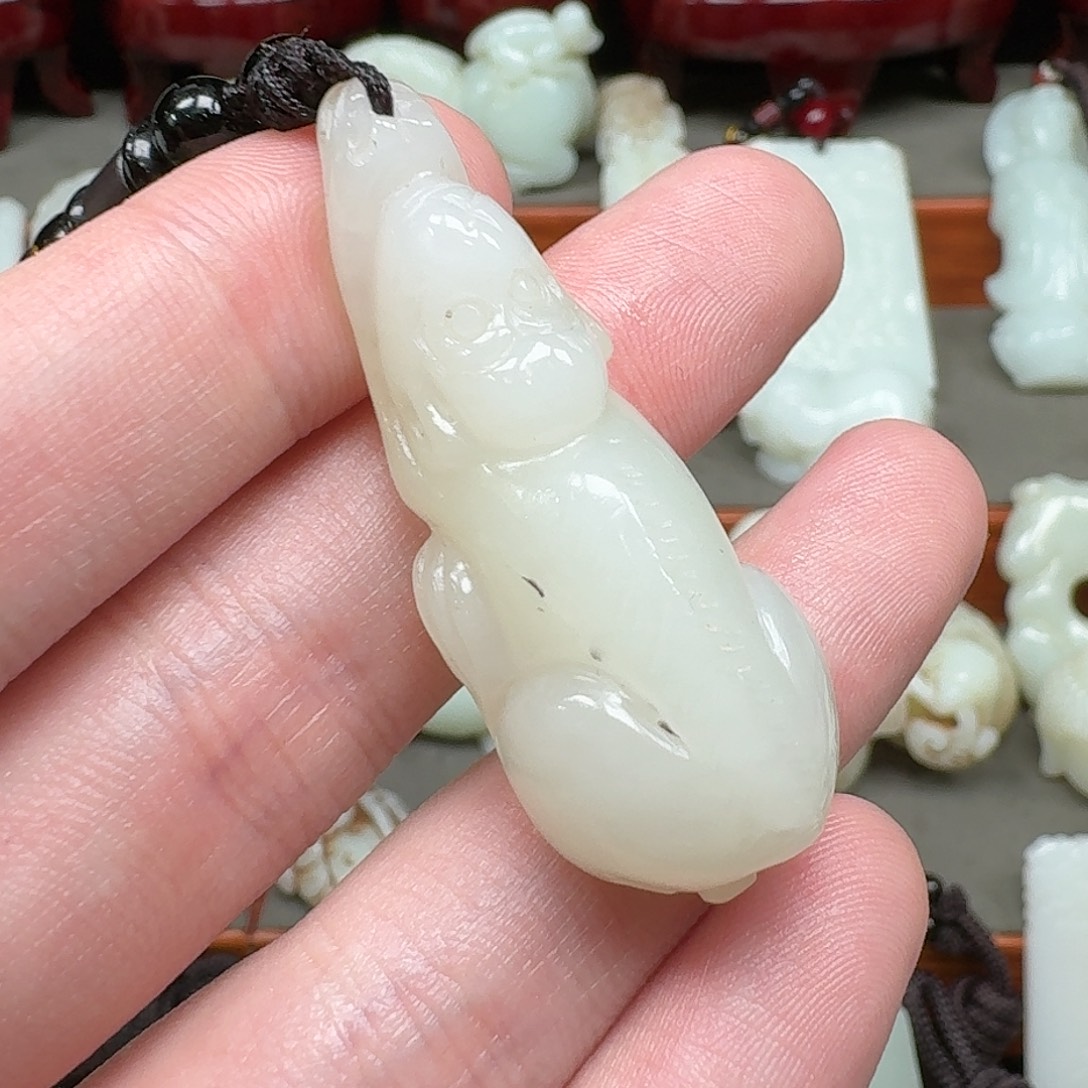 和田玉未镶嵌挂件